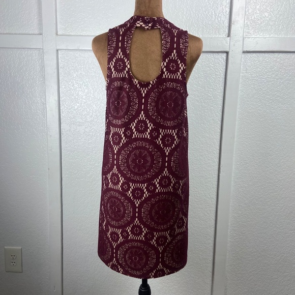 American Rag Burgundy Lace Print Sleeveless Shift Dress Women’s Medium - Picture 5 of 10